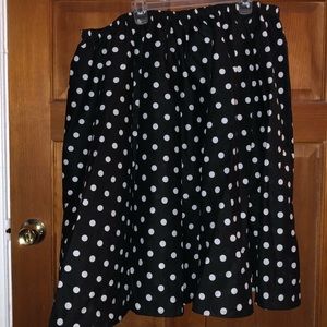 Black & White Circle Skirt Brand: Dolly Dames